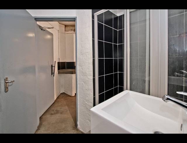 0.5 BEDROOM APARTMENT FOR SALE IN MABONENG